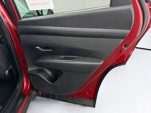 Used 2025 Hyundai Tucson SEL image 32