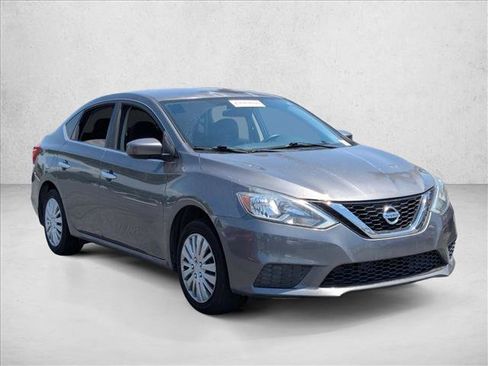 Used 2016 Nissan Sentra S FWD image 3