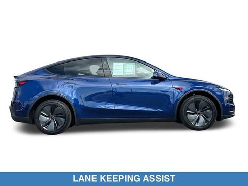 Used 2026 Tesla Model Y 2WD image 4