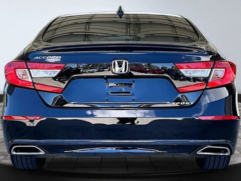 Used 2019 Honda Accord Sport image 5