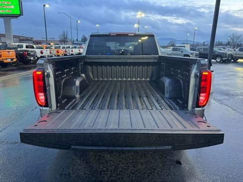 Certified 2025 GMC Sierra 1500 Elevation image 15