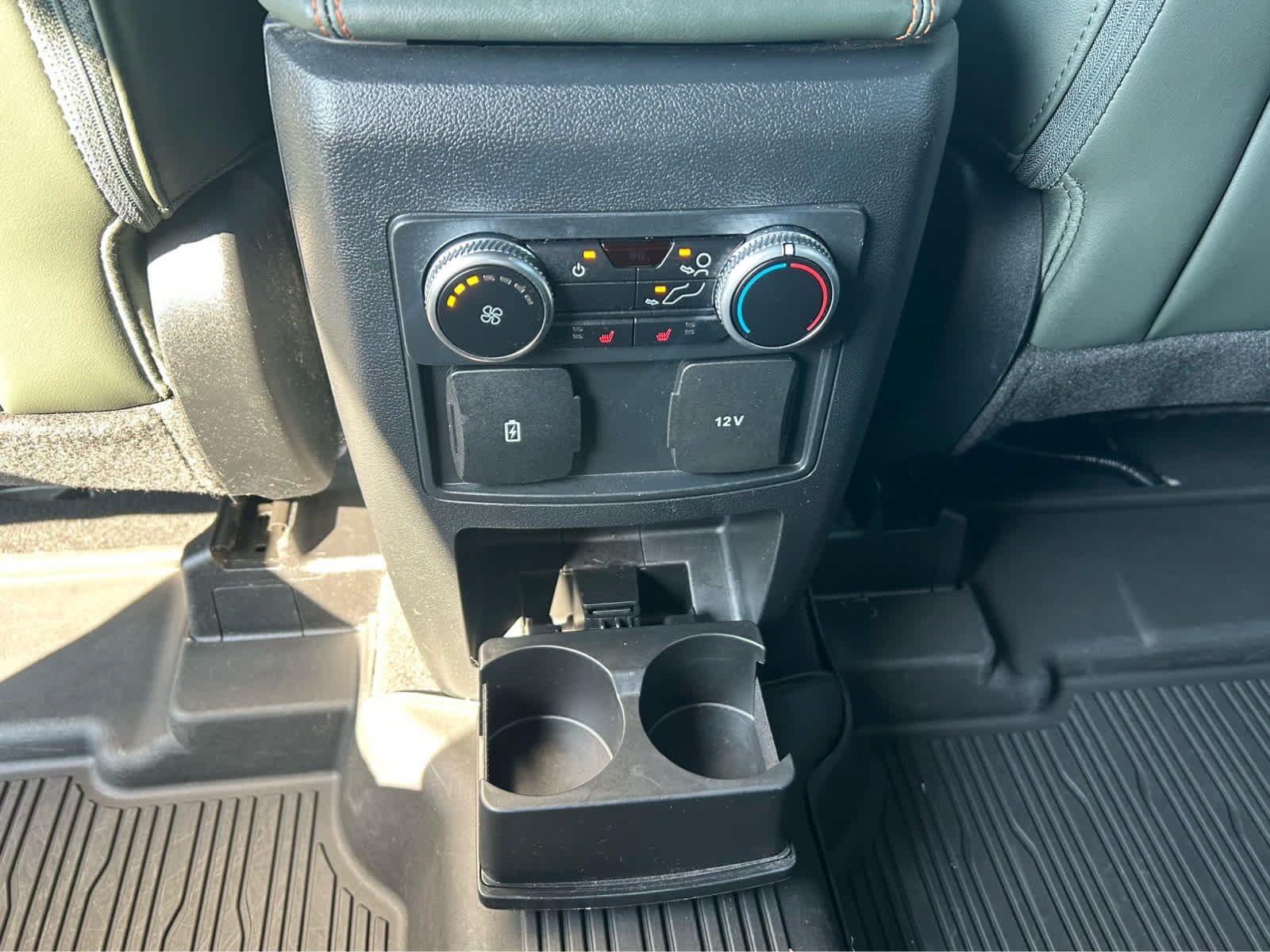 Used 2022 Ford Explorer Timberline AWD/4WD image 14