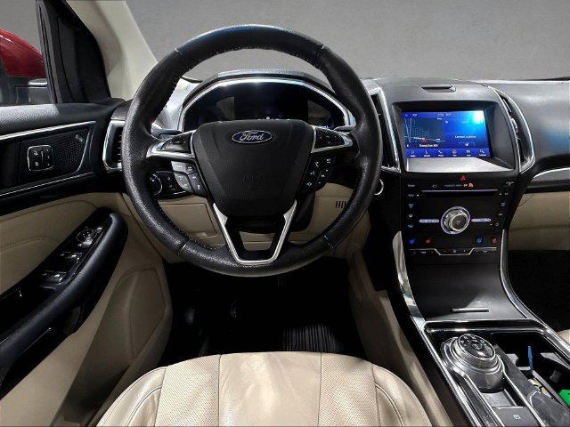 Used 2019 Ford Edge Titanium w/ Equipment Group 301A AWD/4WD image 12