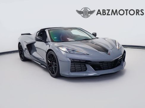 Used 2024 Chevrolet Corvette Z06 RWD image 1