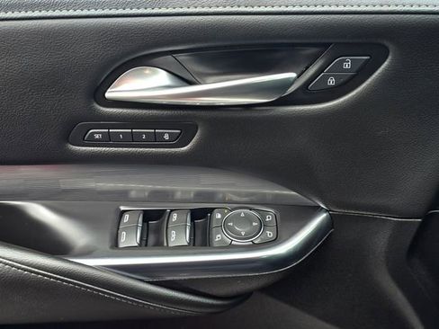 Used 2024 Cadillac XT4 Premium Luxury image 22