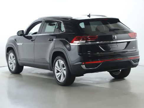 Certified 2021 Volkswagen Atlas Cross Sport SEL image 43