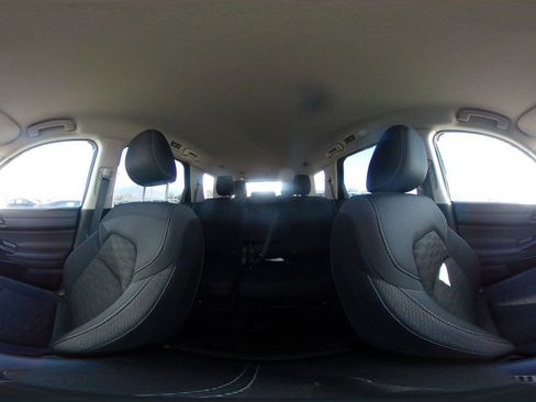 Used 2025 Nissan Pathfinder SV image 45