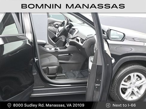 Used 2023 GMC Terrain SLE w/ Driver Convenience Package AWD/4WD image 9