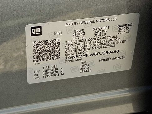 Used 2023 Chevrolet Traverse LT w/ LT Premium Package AWD/4WD image 27