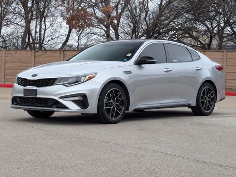 Used 2020 Kia Optima SE image 8