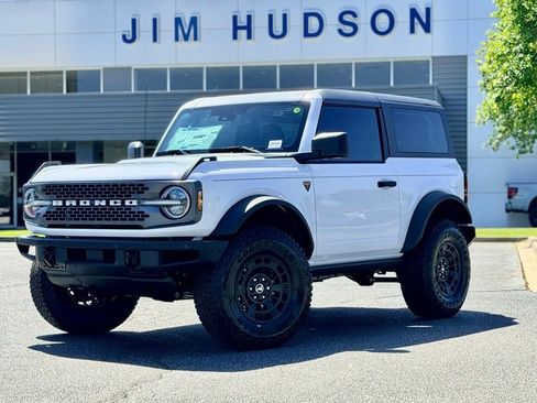 New 2026 Ford Bronco Badlands AWD/4WD image 2