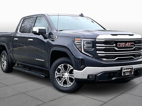 Used 2024 GMC Sierra 1500 SLT image 2