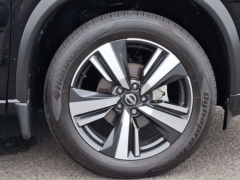 Certified 2023 Nissan Rogue Platinum w/ Platinum Premium Package AWD/4WD image 8