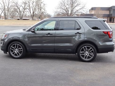 Used 2016 Ford Explorer Sport w/ Equipment Group 401A image 9