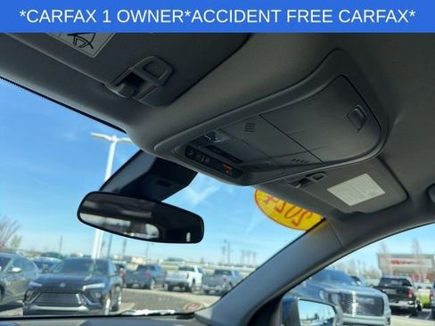 Used 2024 Chevrolet Equinox LT w/ LPO, Floor Liner Package FWD image 28