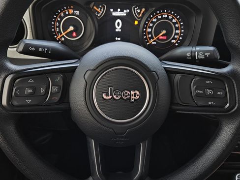 New 2026 Jeep Gladiator Sport AWD/4WD image 21