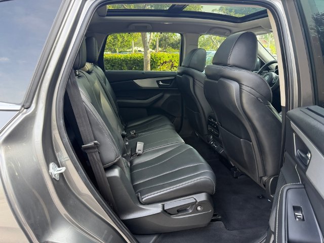 Certified 2024 Acura MDX w/ Technology Package FWD image 19