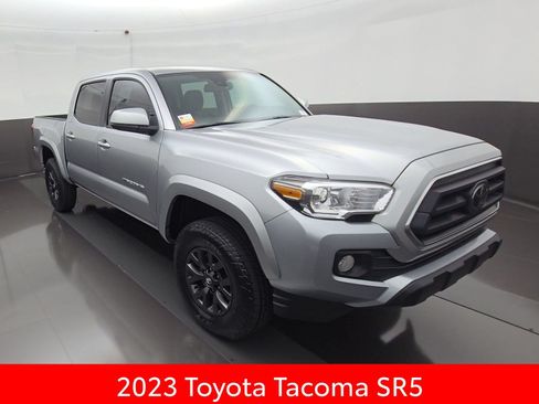 Used 2023 Toyota Tacoma SR5 RWD image 1