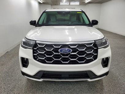 New 2026 Ford Explorer Platinum w/ LUX Leather Package