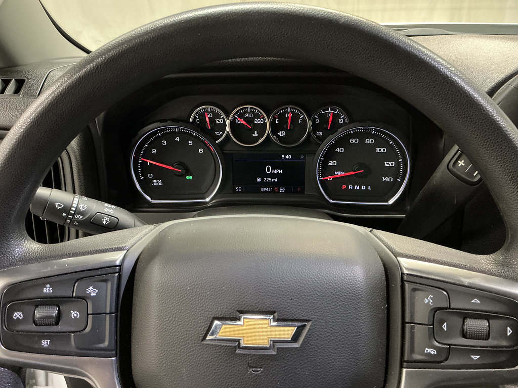 Used 2022 Chevrolet Silverado 2500 Custom w/ Custom Value Package AWD/4WD image 15