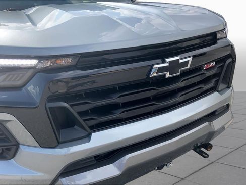 Used 2025 Chevrolet Colorado Z71 w/ Z71 Convenience Package 2 AWD/4WD image 30