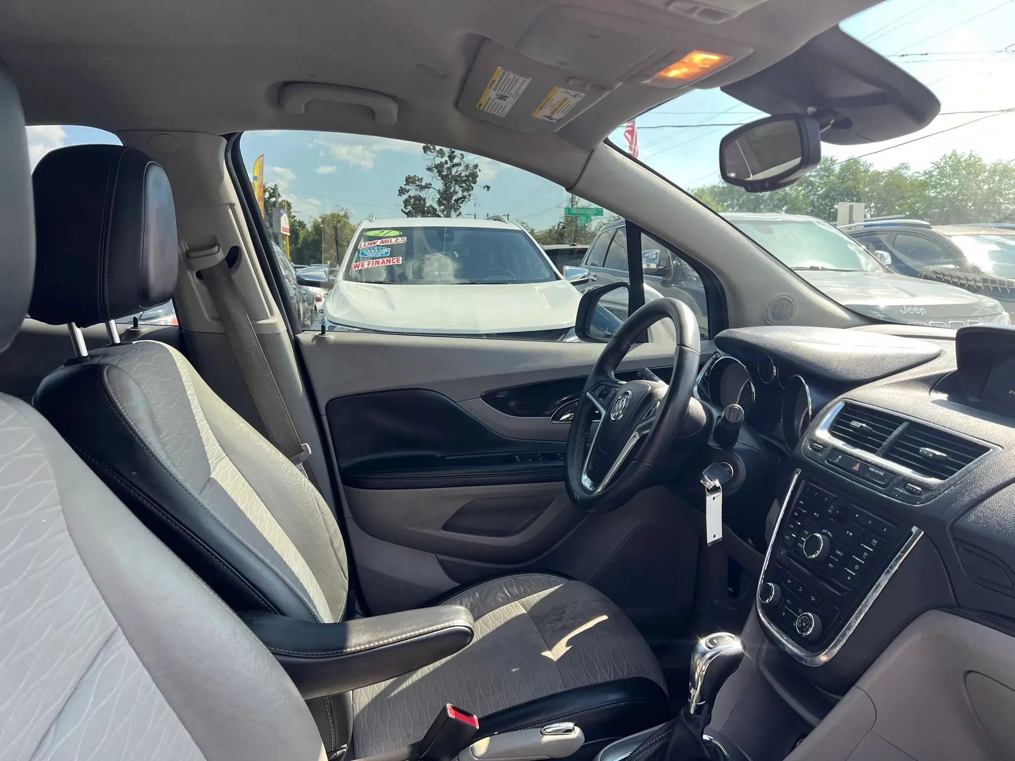 Used 2015 Buick Encore FWD image 16