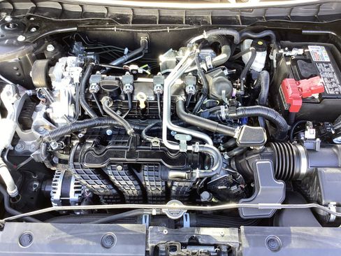 Used 2025 Nissan Altima 2.5 SV image 28