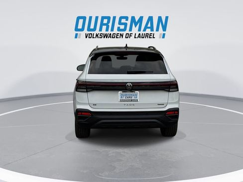 New 2026 Volkswagen Taos SE AWD/4WD image 7