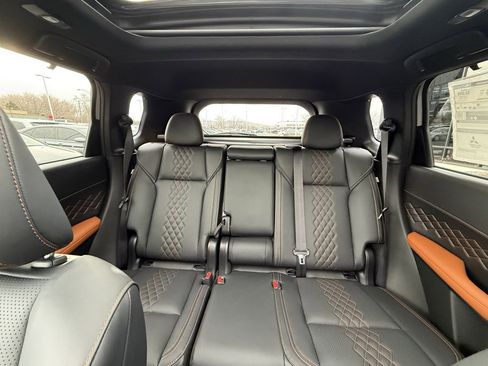 Used 2025 Mitsubishi Outlander SEL image 22