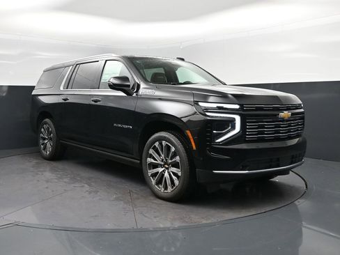 New 2026 Chevrolet Suburban High Country RWD image 9