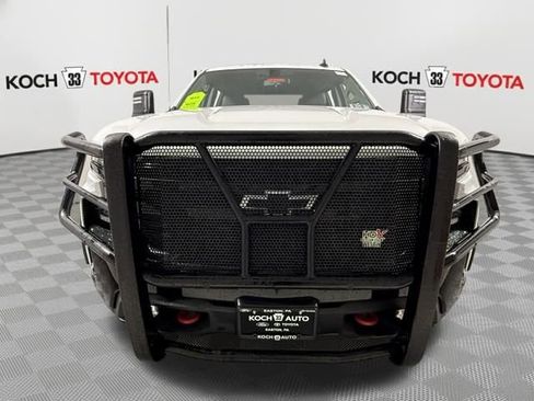 Used 2020 Chevrolet Silverado 1500 LT Trail Boss image 2