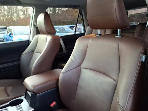 Used 2023 Toyota 4Runner Limited image 13