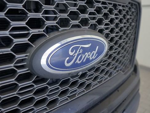 Used 2019 Ford F150 Lariat w/ Equipment Group 502A Luxury AWD/4WD image 19