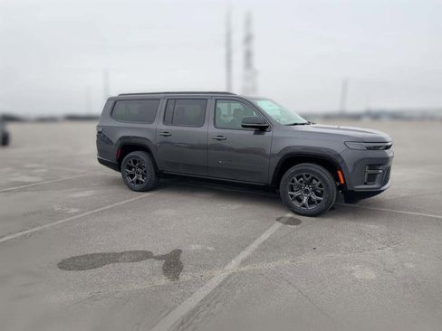 New 2026 Jeep Grand Wagoneer L Limited image 15