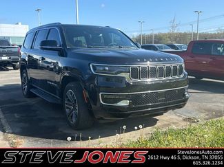 Used 2023 Jeep Wagoneer 4WD w/ Premium Group I video 1