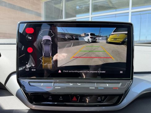 Used 2023 Volkswagen ID.4 Pro S image 19