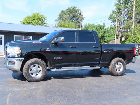 Used 2020 RAM 2500 Big Horn AWD/4WD image 2