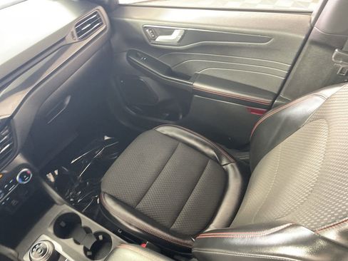 Used 2024 Ford Escape ST-Line image 20