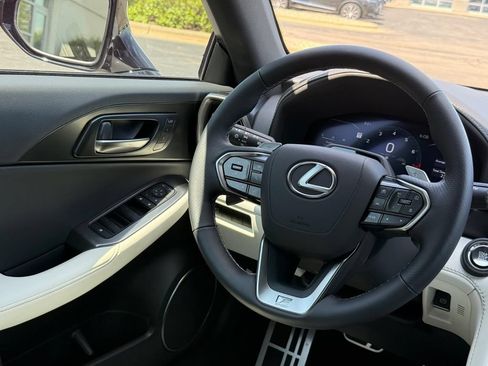 Used 2026 Lexus IS 350 F Sport w/ Technology Package AWD/4WD image 14