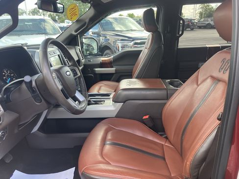 Used 2018 Ford F150 King Ranch w/ Equipment Group 601A Luxury AWD/4WD image 18