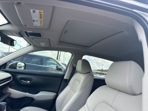 Certified 2024 Honda HR-V EX-L image 4