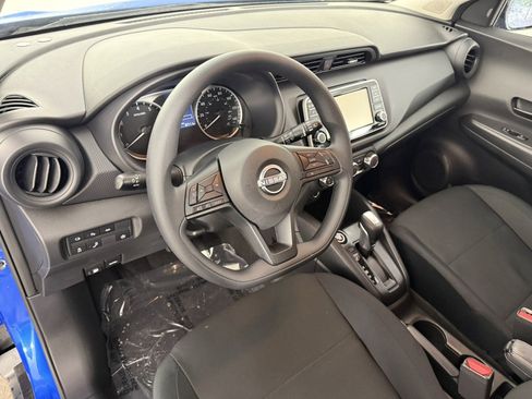 Used 2025 Nissan Kicks Play S FWD image 15