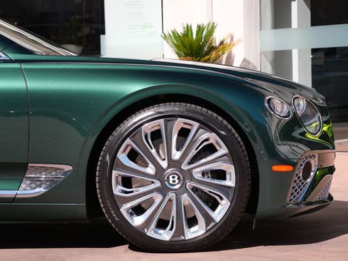 Used 2022 Bentley Continental GT Mulliner AWD/4WD image 6