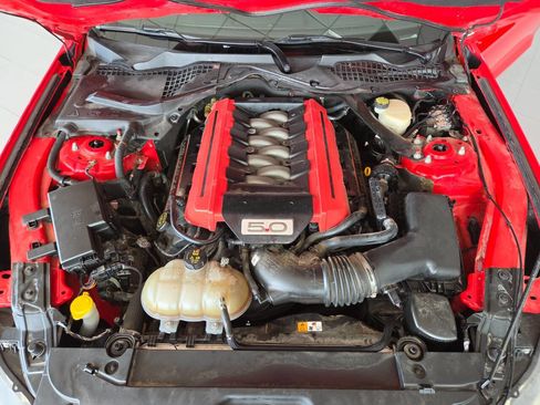 Used 2016 Ford Mustang GT Premium RWD image 34