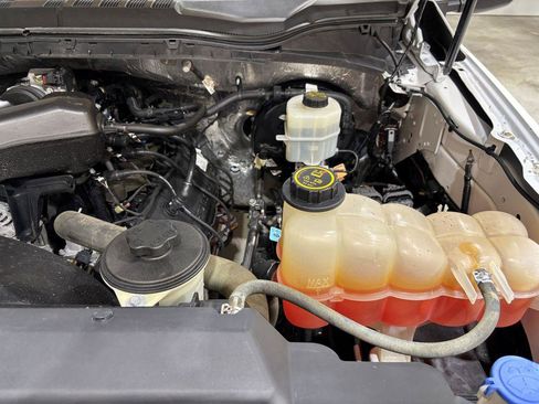 Used 2018 Ford F350 XL w/ Power Equipment Group image 21