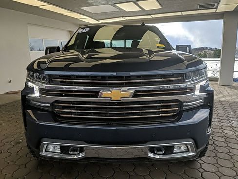 Used 2021 Chevrolet Silverado 1500 High Country w/ Technology Package image 2