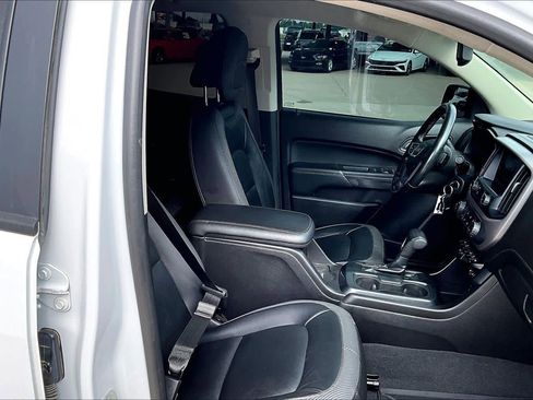 Used 2021 GMC Canyon AT4 AWD/4WD image 8