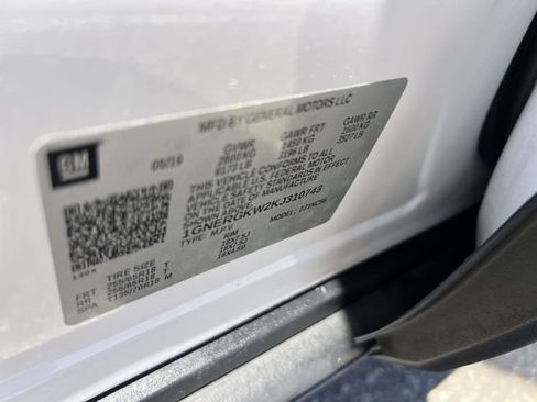 Used 2019 Chevrolet Traverse LT FWD image 21