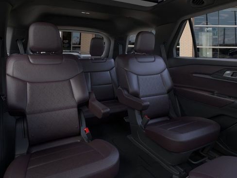 New 2026 Ford Explorer Platinum image 13