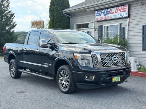Used 2017 Nissan Titan Platinum Reserve AWD/4WD image 4
